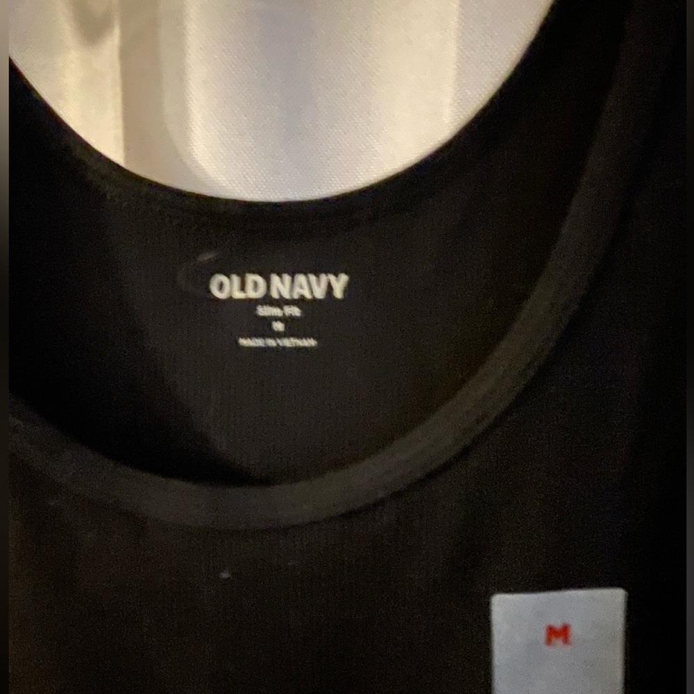 Old navy tee